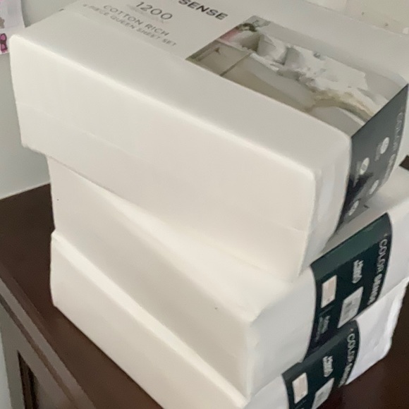 Brand new color sense 1200 thread count white 4 piece queen sheet set - Picture 3 of 3
